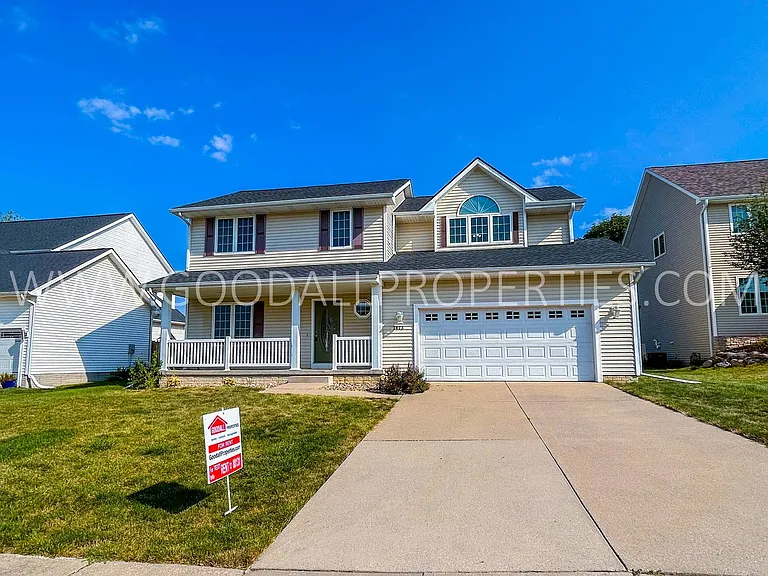 7873 Dakota Cir — Photo 1
