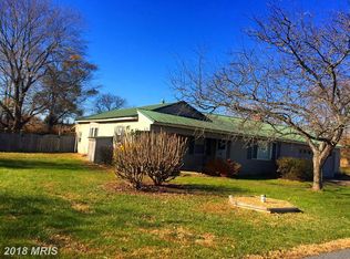 528 Beach Dr, Middle River, MD 21220