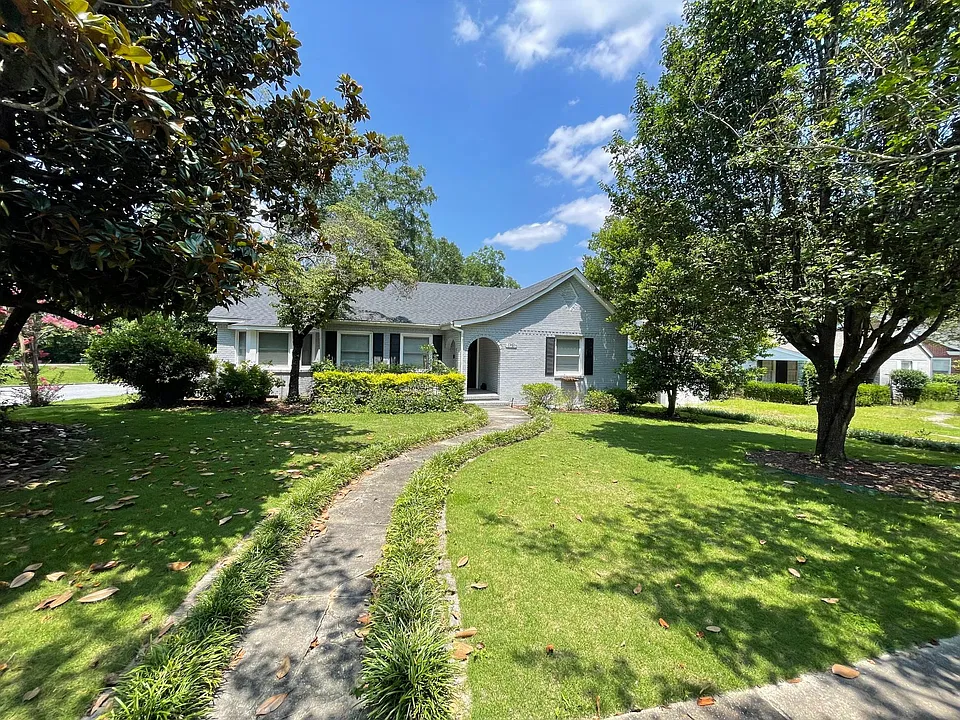 1701 Slade Dr