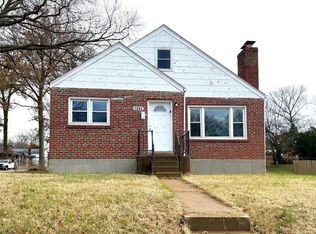 1094 Pennsylvania Ave, Saint Louis, MO 63130