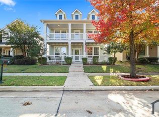 9840 Cedarcrest Dr, Aubrey, TX 76227