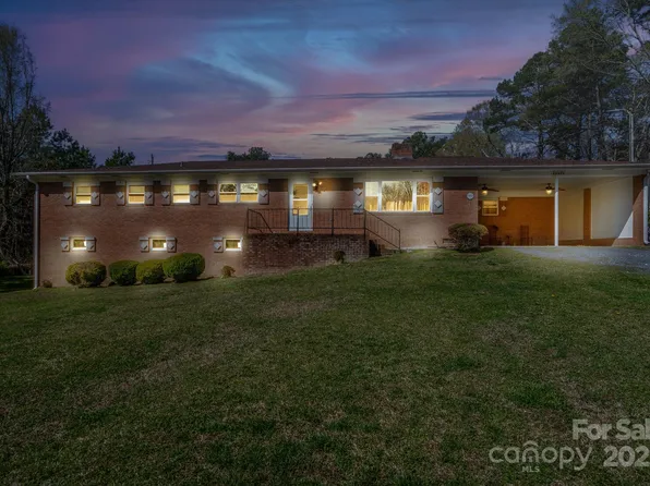 40359 Barnhardt Rd, New London, NC 28127