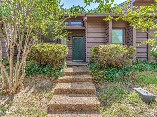 826 Planters Point Dr, Canton, MS 39046