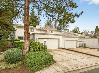 206 Mount Echo Dr, Medford, OR
