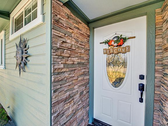 5th image of 8030 Los Altos Dr