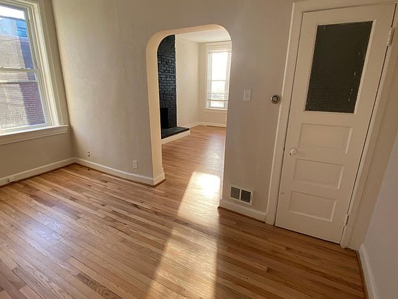 5th image of 1124 Graham St #1S