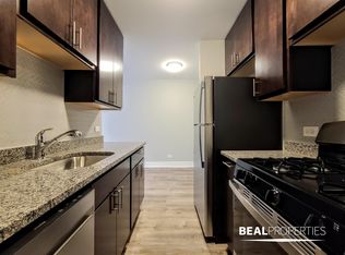 530 W Surf St #2B-1BA, Chicago, IL 60657