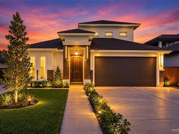 1320 Deluxe St, Alamo, TX 78516