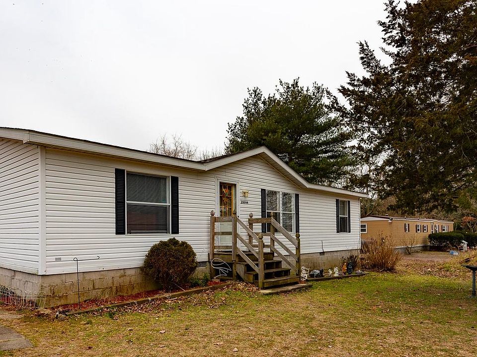 1st image of 29994 Hillcrest Dr