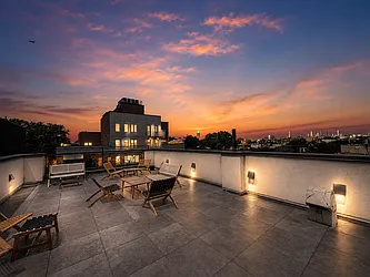 423 Tompkins Avenue in Bedford-Stuyvesant