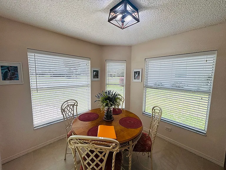 15596 SW 13th Cir — Photo 14