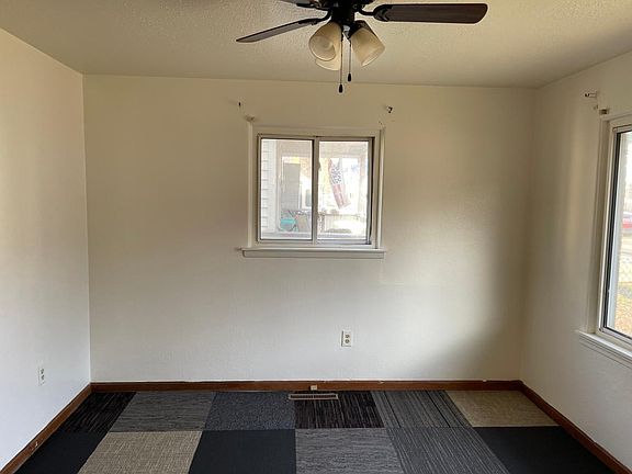 4th image of 323 S 4th Ave #Cf0887829