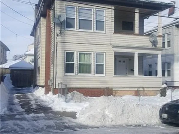 189 Peace St, Providence, RI 02907