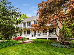 37 Fernwood Rd, Tolland, CT 06084