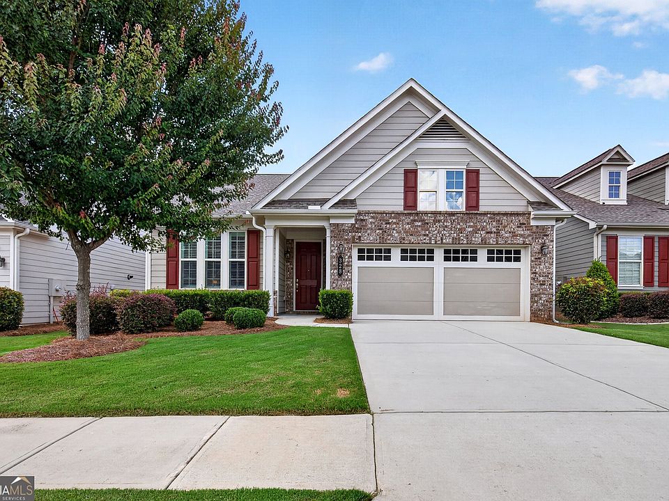 1st image of 328 Chestnut Oak Dr