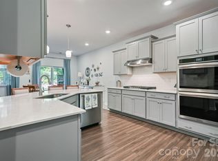 386 Kennerly Center Dr, Mooresville, NC 28115