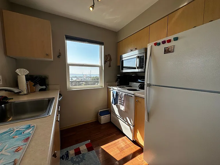 2818 Grand Ave #308 — Photo 25