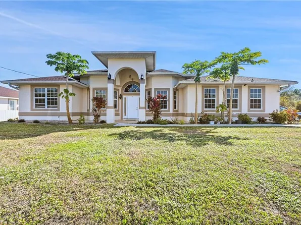 1896 Weldon AVE, LEHIGH ACRES, FL 33972