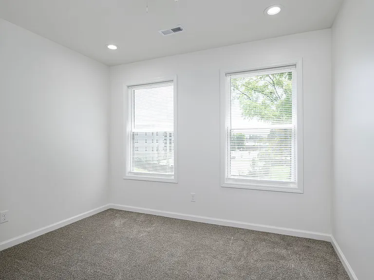 211 Level St — Photo 16