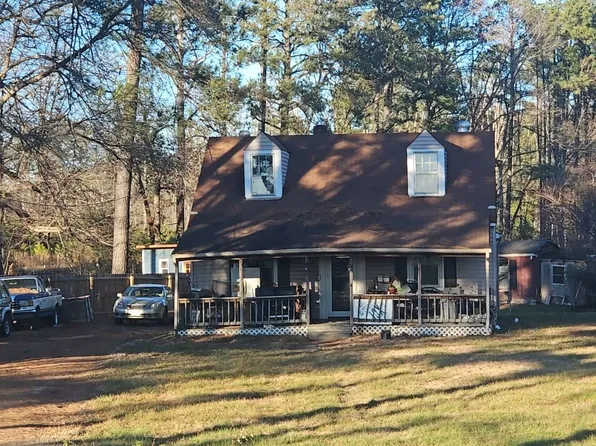 10394 Ashcake Rd, Ashland, VA 23005