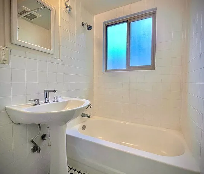 1115 S Atlantic St #19 — Photo 10