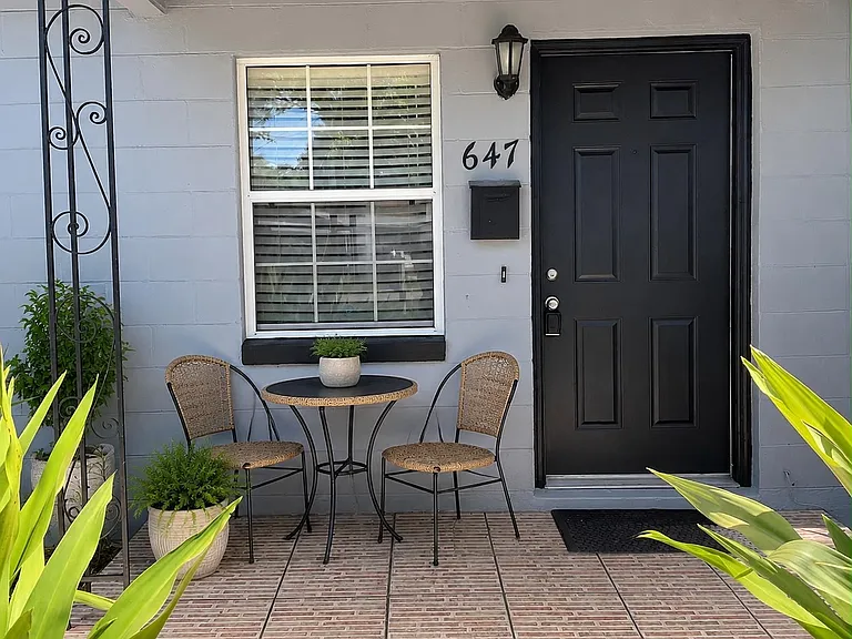 647 San Juan Blvd — Photo 2