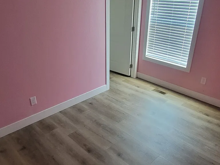 4214 E Fremont St — Photo 19