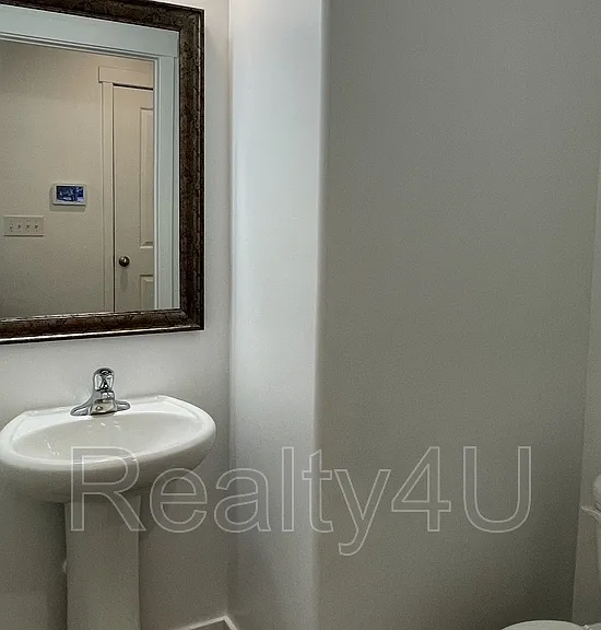 1088 E Waterway Ln #1 — Photo 7
