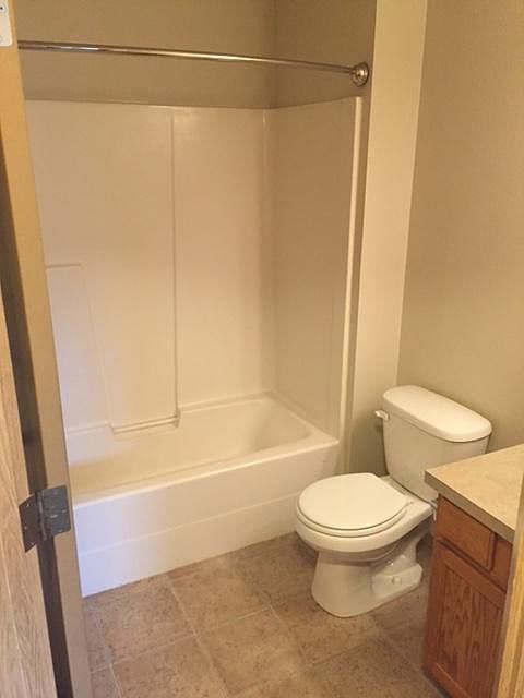 2nd image of 4029 S Puget Sound Ave