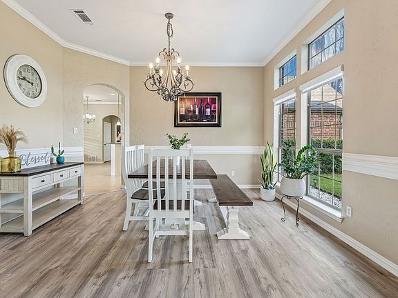 3rd image of 3150 Pelican Way