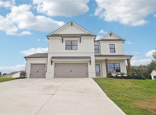18 Rose Walk Ct, Hoschton, GA 30548