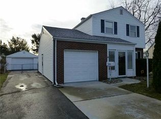 235 Shoreham Ln, Toledo, OH 43612
