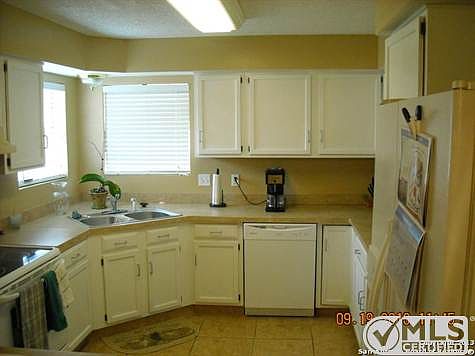 3rd image of 120 Cynthia Dr