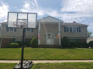 10 Baier Ave, Milltown, NJ 08850