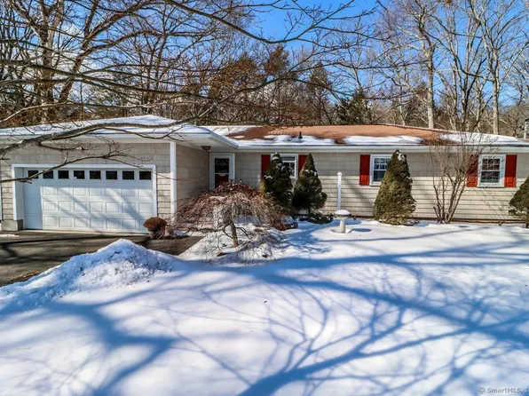 69 Perry Drive, New Milford, CT 06776