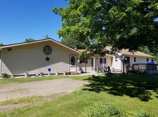 15315 Boyle Lake Rd, Buchanan, MI 49107