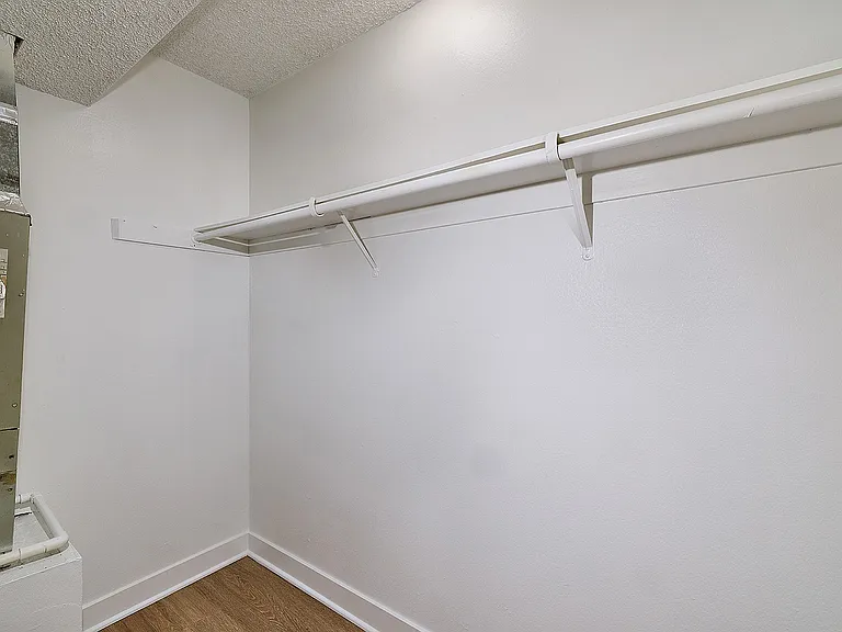 Panorama Apartments — Photo 15