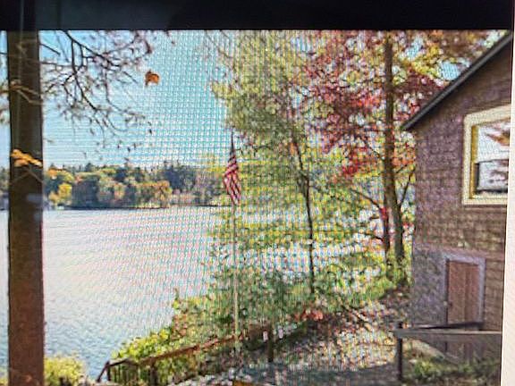 5th image of 27 N Shore Rd