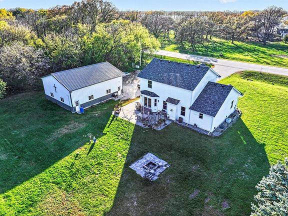 3rd image of 15662 County Road 29