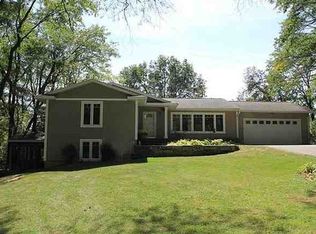 2 Linder Ln NE, Iowa City, IA 52240