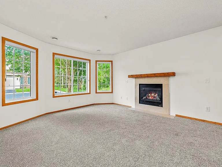5665 100th Ln N — Photo 13