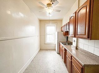 238 E 32nd St #2, Brooklyn, NY 11226