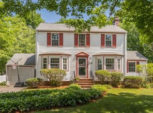100 Mayflower Rd, Needham, MA 02492