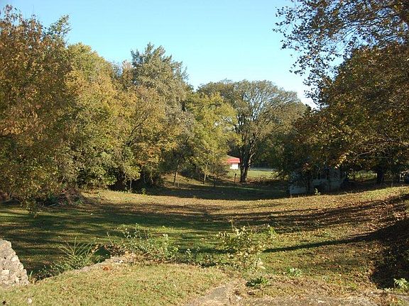 2nd image of 221 Ogle Ave Lot 5R