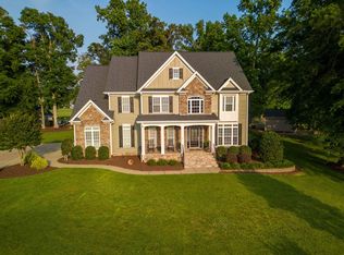 2005 Rockwall Farms Ln, Fuquay Varina, NC 27526