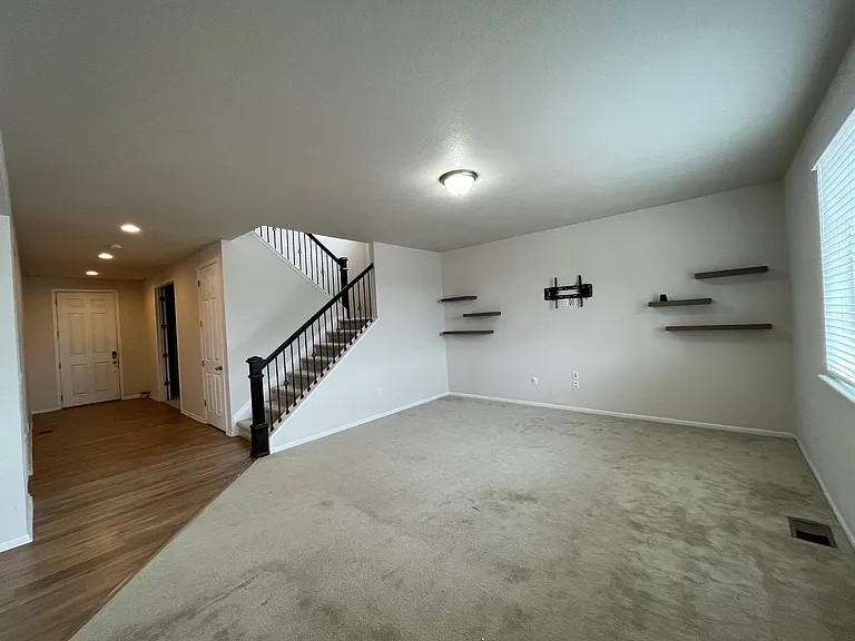 1845 Tinker Dr — Photo 13