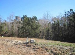 214 E Ridge Ct, Jacksonville, NC 28540