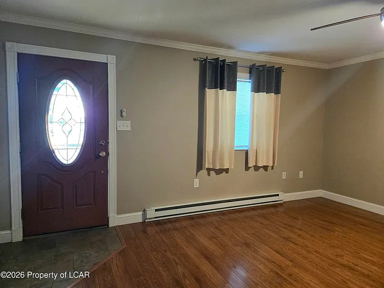 48 Saratoga Ct — Photo 3