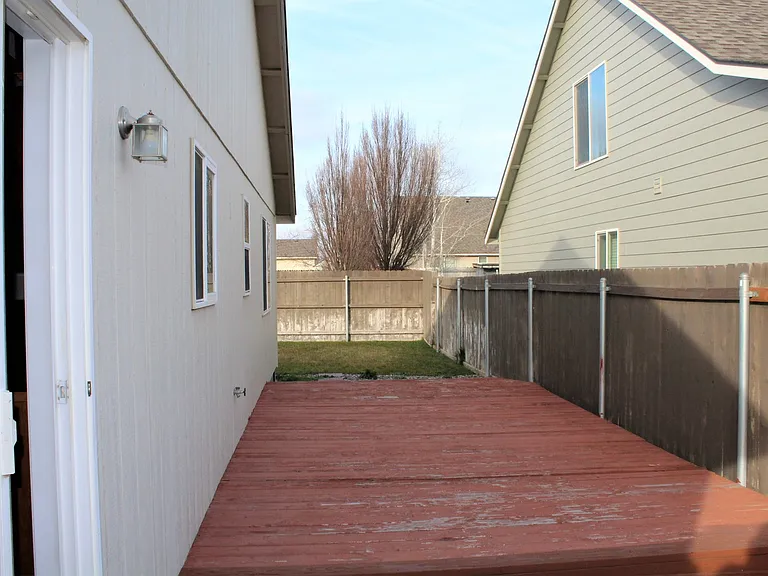 4811 Cleveland Ln — Photo 11