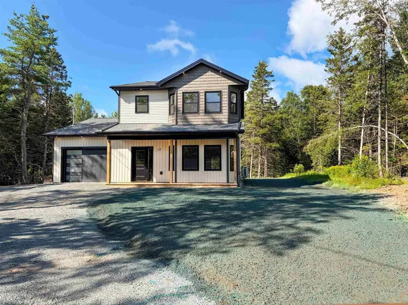 37 Periwinkle Dr, Enfield, NS B2T 1C4